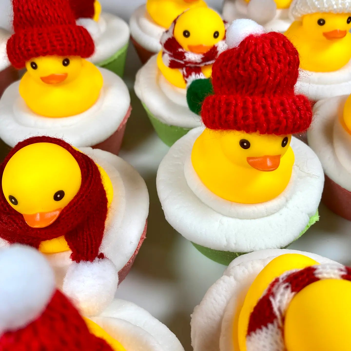 Assorted Colour Changing Bath Bombs