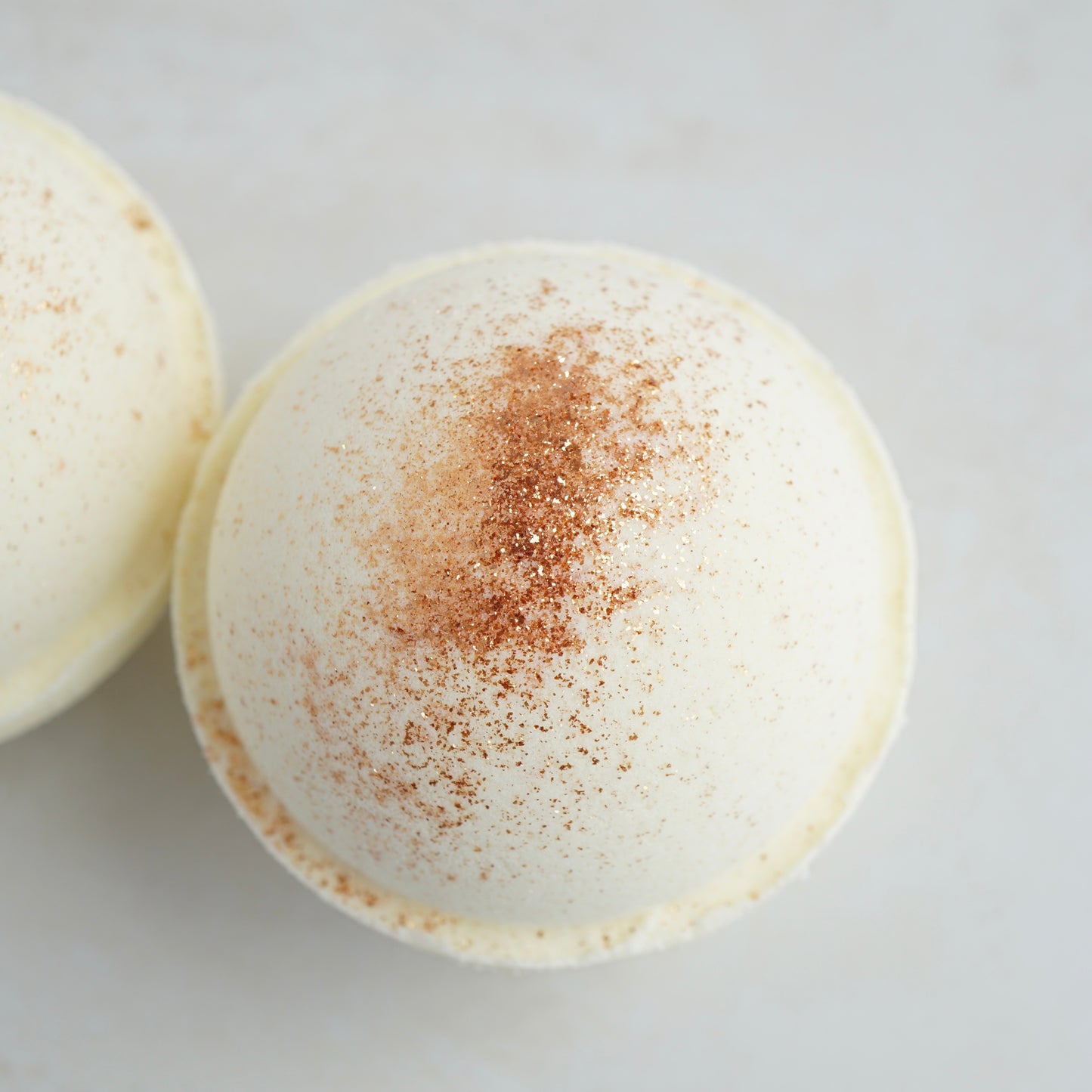 Vanilla Velvet Buttermilk Bath Bomb