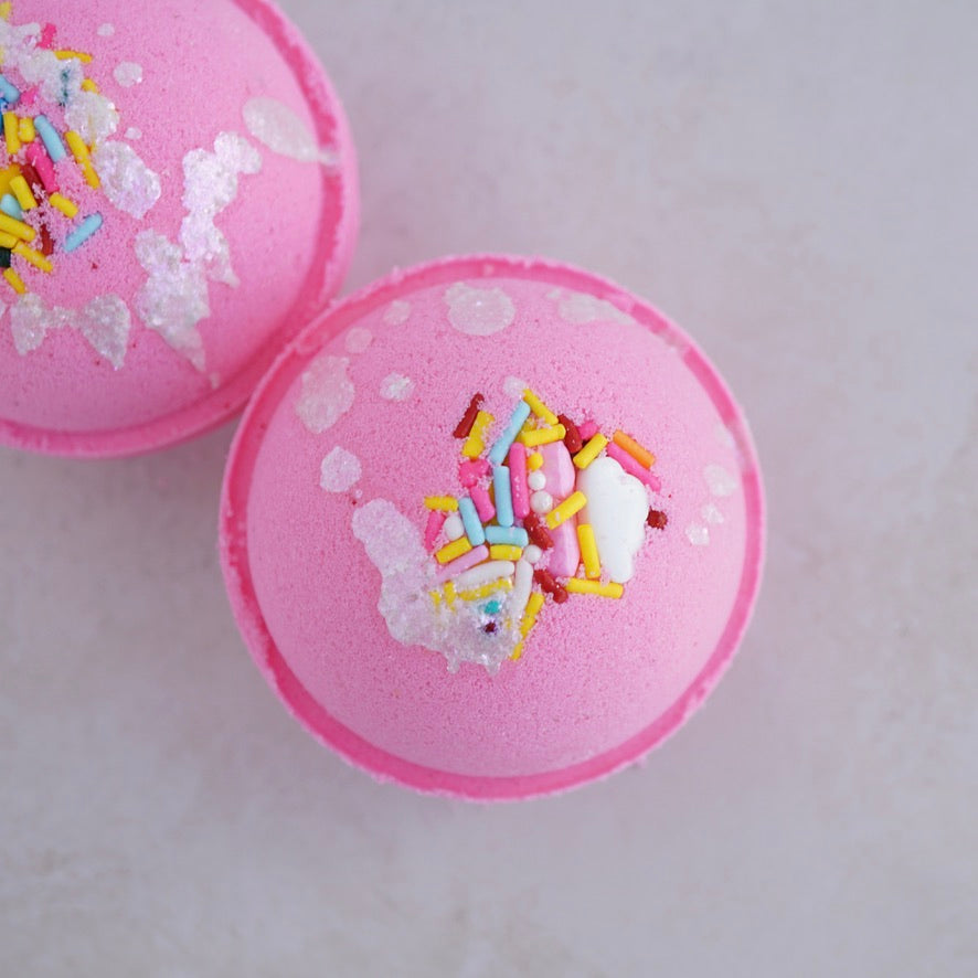 Pucker Up Butter Bath Bomb - NEW for Valentine's