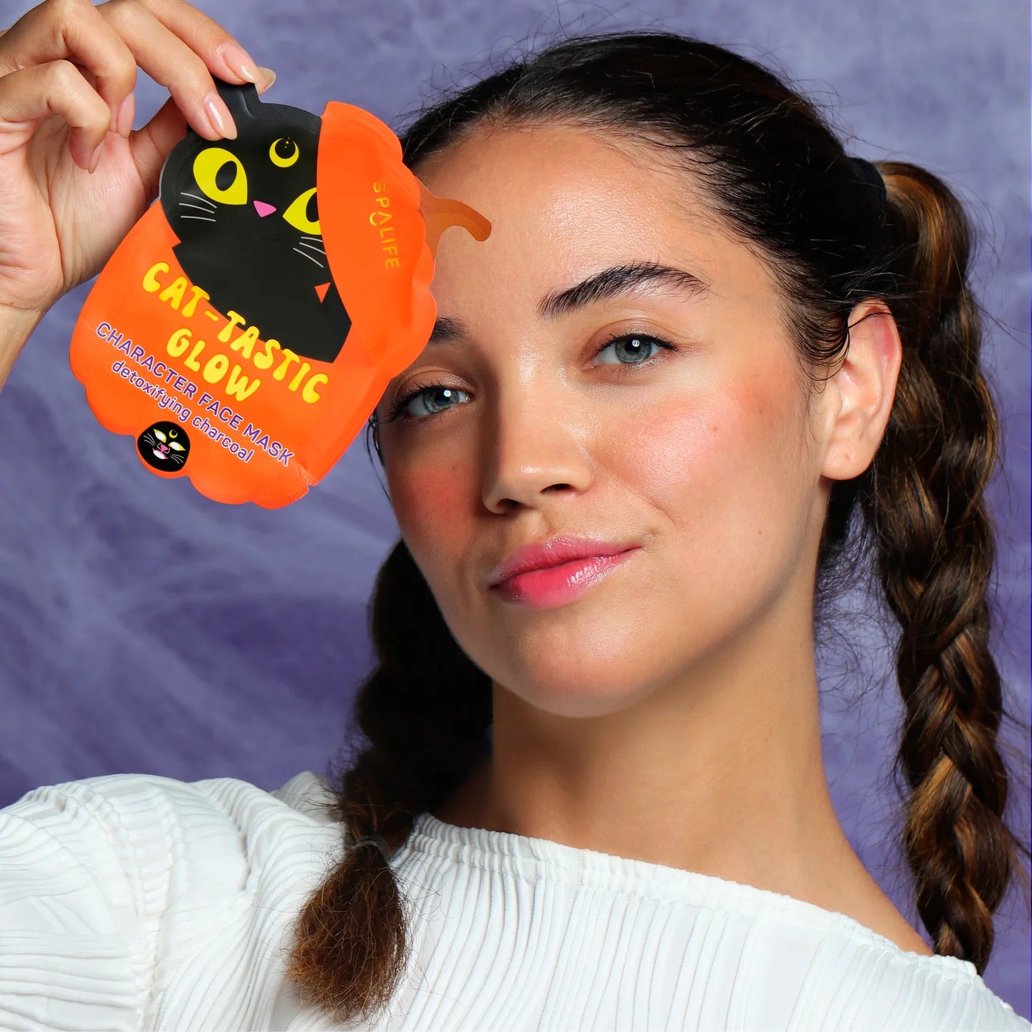 Cat-Tastic Glow Halloween Sheet Mask