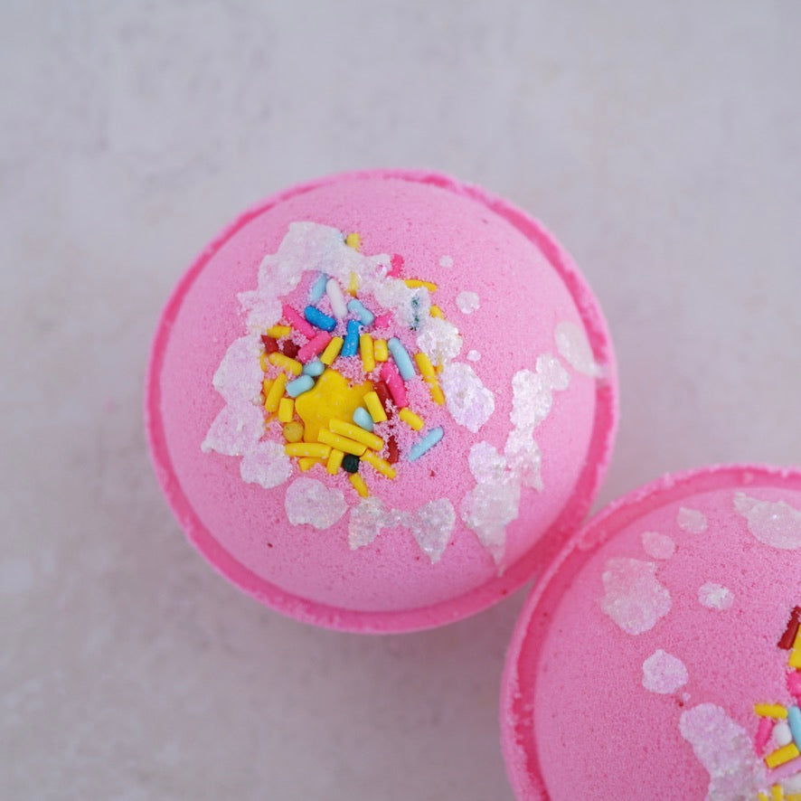 Pucker Up Butter Bath Bomb - NEW for Valentine's