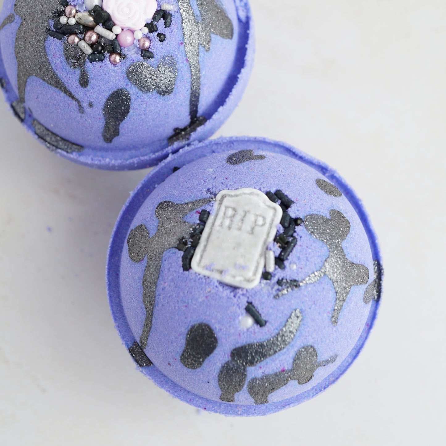 Midnight Magic Buttermilk Bath Bomb - Powdered Candy Scent