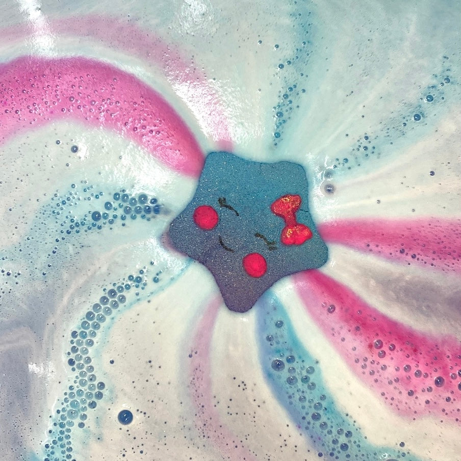 Assorted Colour Changing Bath Bombs - Strawberry, Seashell, Flamingo, Marshmallow, Star Shapes